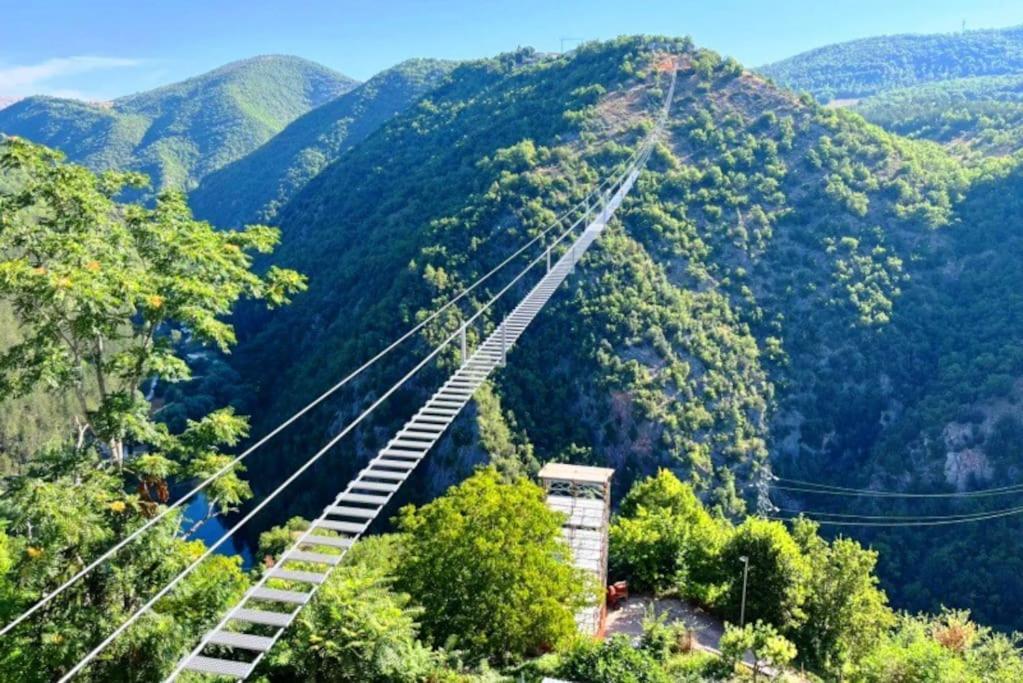 Casa Vacanze Fonte Del Menotre Foligno Exteriér fotografie